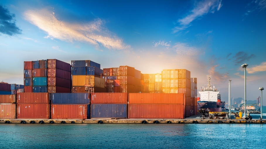 美国海运超大件的附加费用