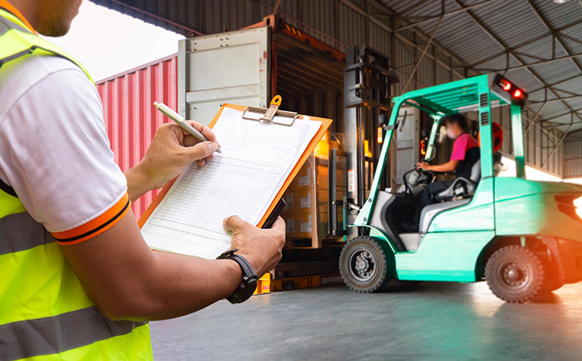 集装箱国际运输成本控制路径:从箱体选型到航线优化 集装箱国际运输成本控制路径:从箱体选型到航线优化