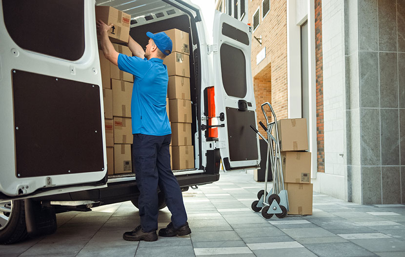 专线国际物流货代VS综合货代：企业该如何精准匹配？